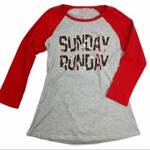 Sunday Run Day Raglan Top‎
